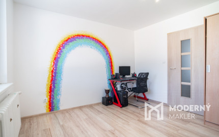 Na predaj kompletne zrekonštruovaný 3-izbový byt v Chtelnici