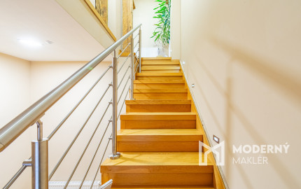 REZERVOVANÉ: Na predaj 5-izbový rodinný dom s garážou v Trnave – časť Tulipán