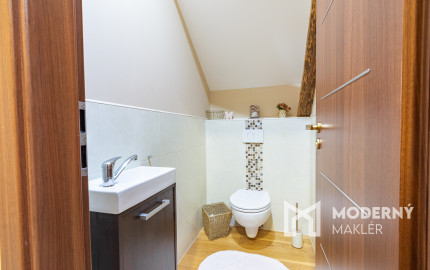 REZERVOVANÉ: Na predaj 5-izbový rodinný dom s garážou v Trnave – časť Tulipán