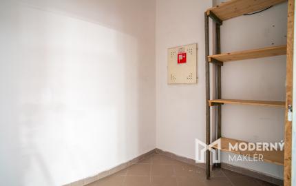 Na prenájom obchodný priestor na Zámockej ulici pod Bratislavským hradom