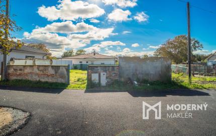 REZERVOVANÉ:Na predaj pozemok so stavebným povolením a projektom k rodinnému domu v obci Vysoká pri Morave