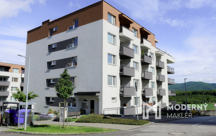 Na predaj na mieru zariadený 4-izbový byt v novostavbe Za Liptovskou v Trenčíne