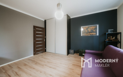 PREDANÉ: Na predaj priestranný rodinný dom v obci Beluša