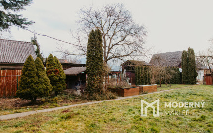 PREDANÉ: Na predaj priestranný rodinný dom v obci Beluša