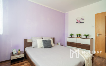 REZERVOVANÉ: Na predaj pekný 3-izbový byt s loggiou v Dúbravke