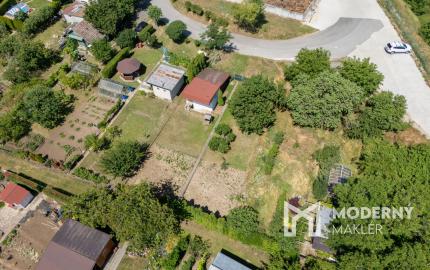 Na predaj záhradná chatka v rekreačnej oblasti v Špačinciach