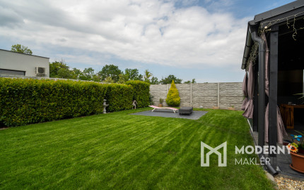 REZERVOVANÉ:Na predaj rodinný dom s terasou v Dunajskej Lužnej