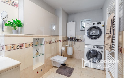 REZERVOVANÉ: Na predaj zariadený 4-izbový rodinný dom v Dolnej Strede