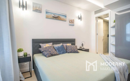 Na prenájom kompletne zariadený 2-izbový byt s garážovým parkovacím státím v SKYPARKU