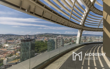 Na prenájom kompletne zariadený 2-izbový byt s garážovým parkovacím státím v SKYPARKU