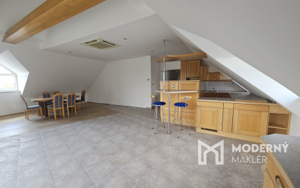 Na prenájom  3-izbový byt v Malackách na ulici Radlinského