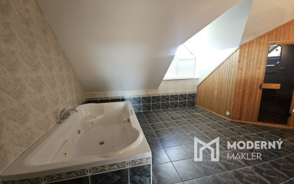 Na prenájom  3-izbový byt v Malackách na ulici Radlinského