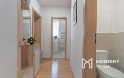 REZERVOVANÉ: Na predaj 1-izbový byt s parkovacím miestom v Poprade