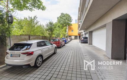 Na prenájom zariadený 2-izbový byt v Podunajských Biskupiciach