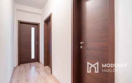 Na predaj 3-izbový byt v Malackách