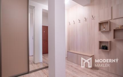 Na predaj 3-izbový byt v Malackách