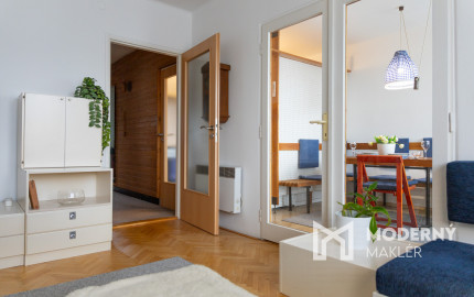 Na predaj štýlový 3-izbový byt v centre Starej Turej