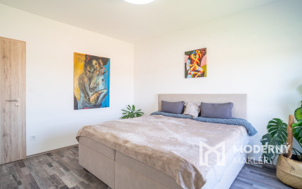 REZERVOVANÉ: Na predaj 3-izbový byt s parkovacím státím v Rajke