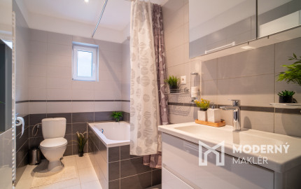 Na predaj 4-izbový rodinný dom v obci Závod