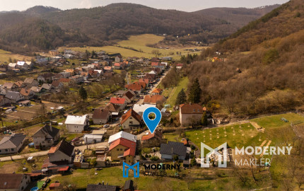 REZERVOVANÉ: Na predaj kompletne zariadený rodinný dom v obci Omšenie