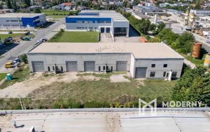 Na predaj novostavba haly s výbornou dostupnosťou v priemyselnej časti Šamorína určená na výrobu a skladovanie