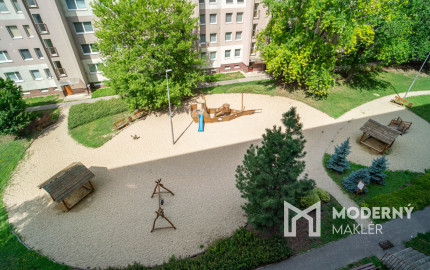 Na predaj atraktívny 2-izbový byt vo Vrábloch - Žitava