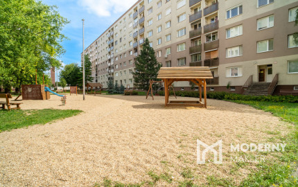 Na predaj atraktívny 2-izbový byt vo Vrábloch - Žitava