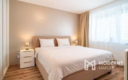 REZERVOVANÉ - Na predaj 5-izbový rodinný dom v Rovinke