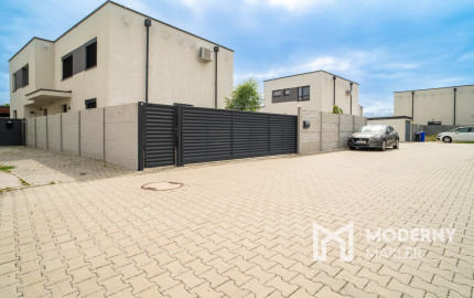 REZERVOVANÉ - Na predaj 5-izbový rodinný dom v Rovinke