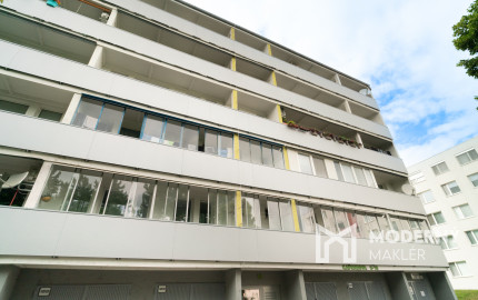 Na predaj priestranný 3-izbový byt s veľkou loggiou v Rači