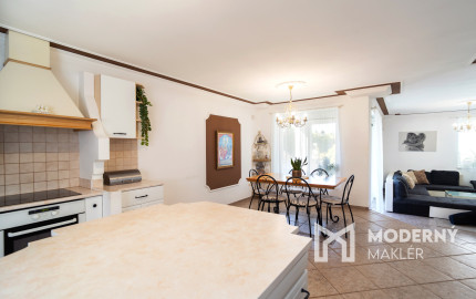 Na predaj 6-izbový rodinný v Zamarovciach