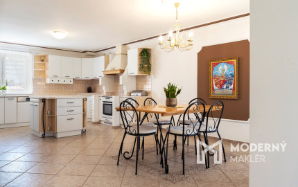 Na predaj 6-izbový rodinný v Zamarovciach