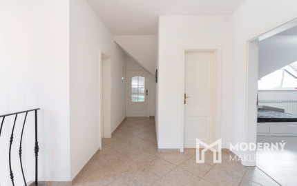 Na predaj 6-izbový rodinný v Zamarovciach