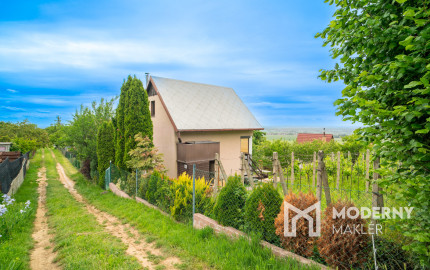 VÝRAZNÁ ZĽAVA: Na predaj záhradná chata s výhľadom na golfové ihrisko v Skalici