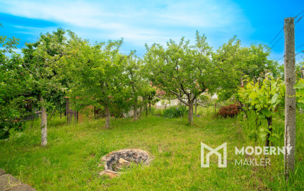 VÝRAZNÁ ZĽAVA: Na predaj záhradná chata s výhľadom na golfové ihrisko v Skalici