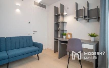 Na prenájom štýlový 3-izbový byt v SKYPARK RESIDENCE s panoramatickým výhľadom