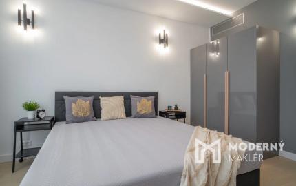 Na prenájom štýlový 3-izbový byt v SKYPARK RESIDENCE s panoramatickým výhľadom