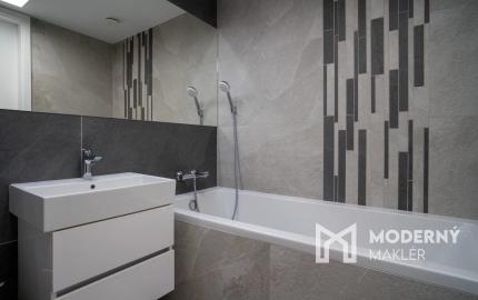 Na prenájom štýlový 3-izbový byt v SKYPARK RESIDENCE s panoramatickým výhľadom