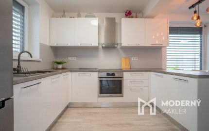 Na prenájom kompletne zariadený 4-izbový byt s benefitmi rodinného domu v Rovinke