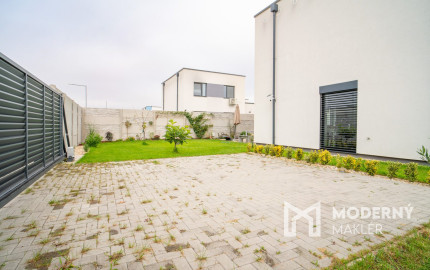 Na prenájom kompletne zariadený 4-izbový byt s benefitmi rodinného domu v Rovinke