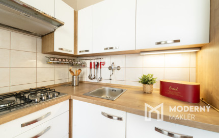 Na predaj 4-izbový byt vo Vrbovom