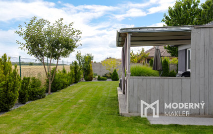 Na predaj 4-izbový rodinný dom v obci Hrubý Šúr