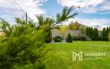 Na predaj 4-izbový rodinný dom v obci Hrubý Šúr