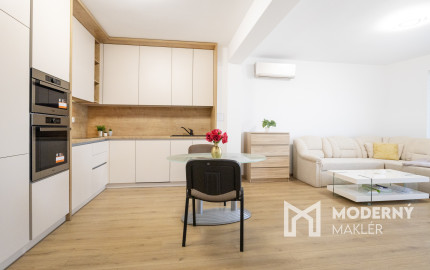 Na prenájom 3-izbový byt v centre mesta Dunajská Streda