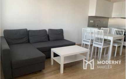 Na prenájom 2-izbový byt na Zlatovskej ulici v Trenčíne