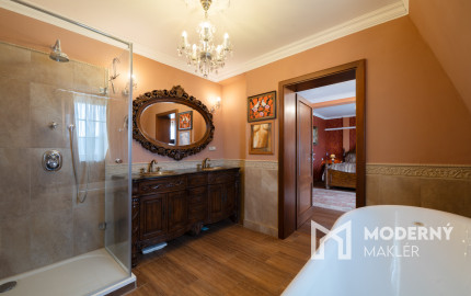 Na predaj nadštandardný rodinný dom s bazénom, Soblahov