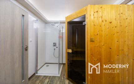 Na predaj nadštandardný rodinný dom s bazénom, Soblahov