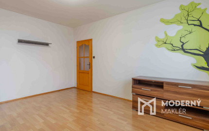 Na predaj 3-izbový byt s potenciálom v tichej lokalite Popradu