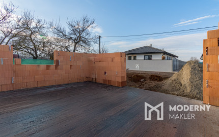 Na predaj novostavba 4-izbového rodinného domu v ŠTANDARDE v obci Kyselica