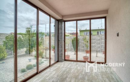 Na predaj rodinný dom s rozľahlým pozemkom v Kostolišti